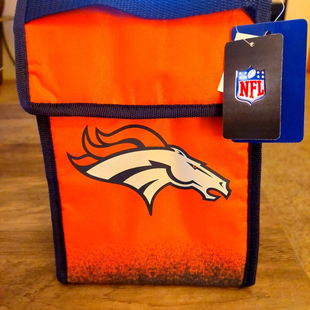 Broncos insulated Lunch box